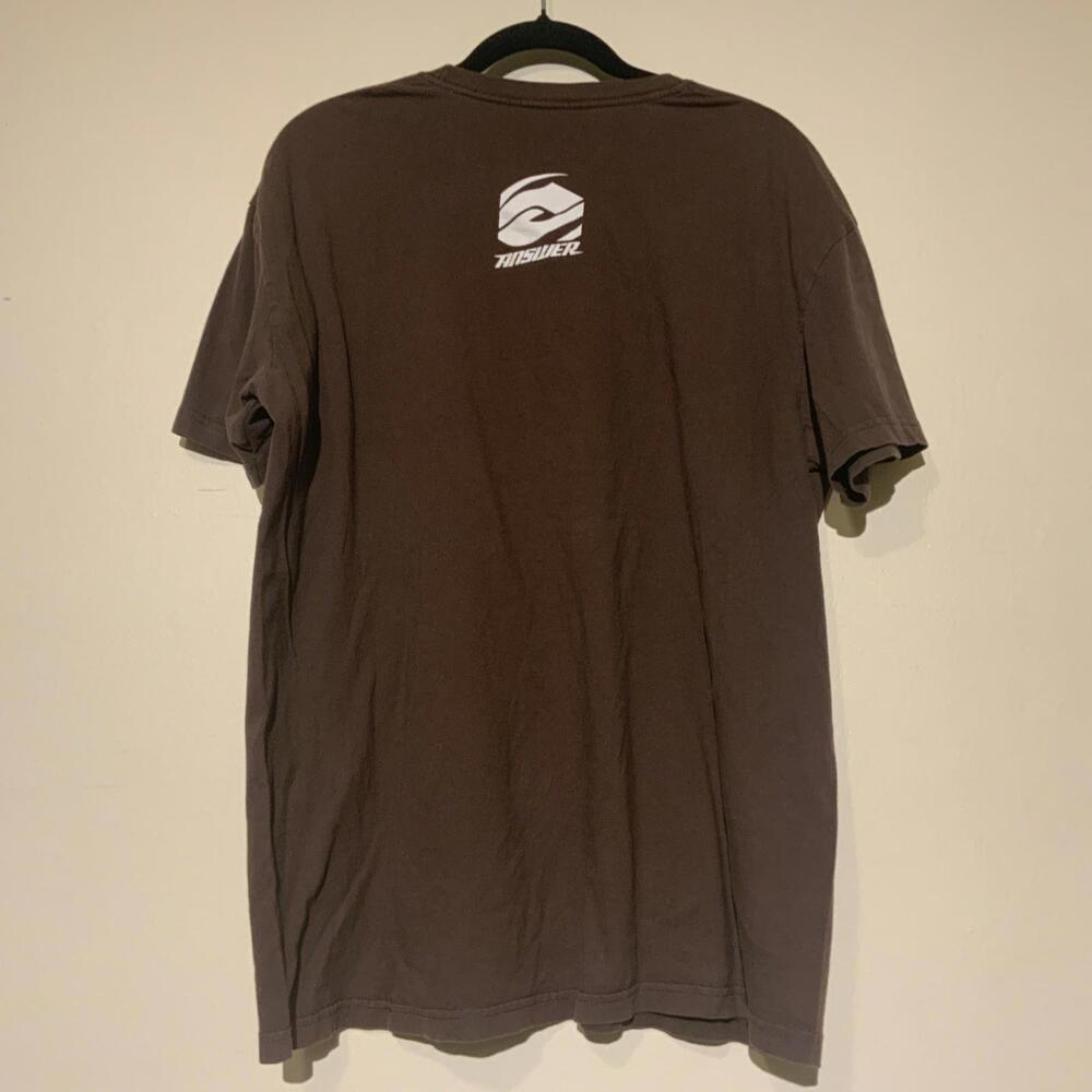 Men’s Brown Motocross Answer Tee Size XL Y2K Style 2000s - Picture 3 of 3